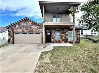 17207 Panorama Dr, Dripping Springs, TX 78620