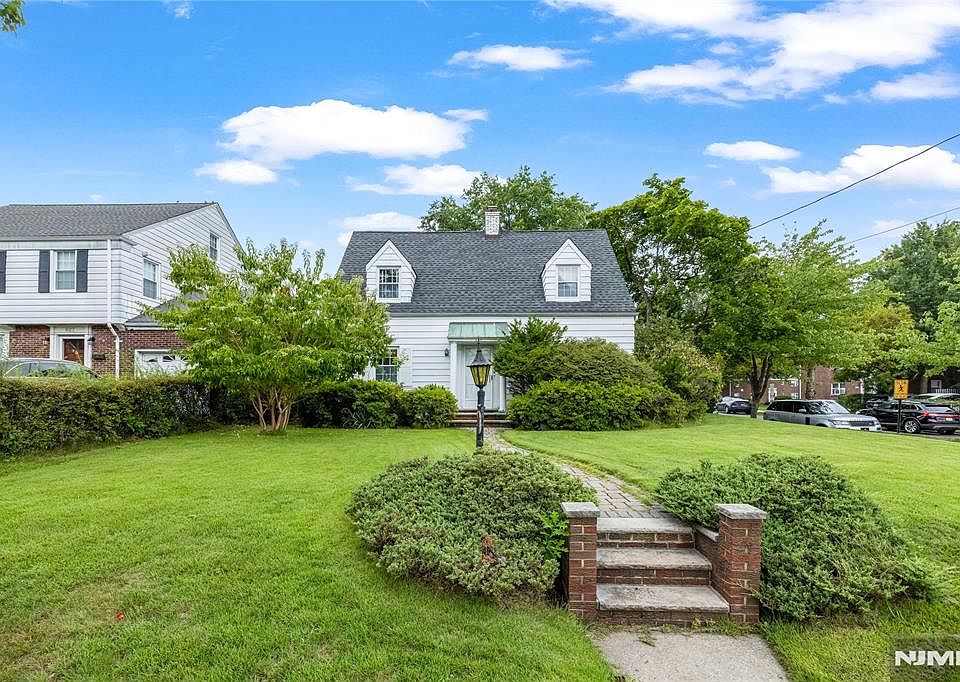 1st image of 633 Prospect Ave