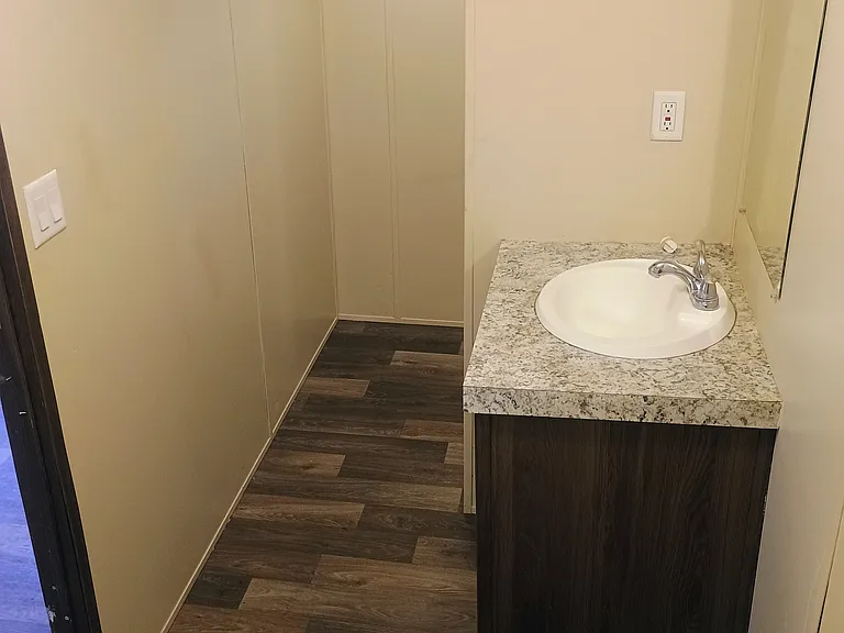 9651 E Waterloo Rd #77 — Photo 7