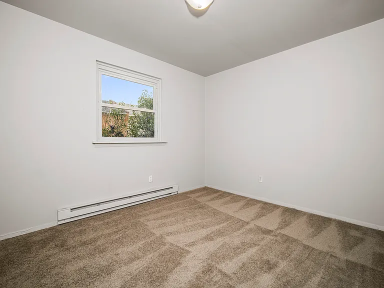 1331 Minefee St — Photo 17