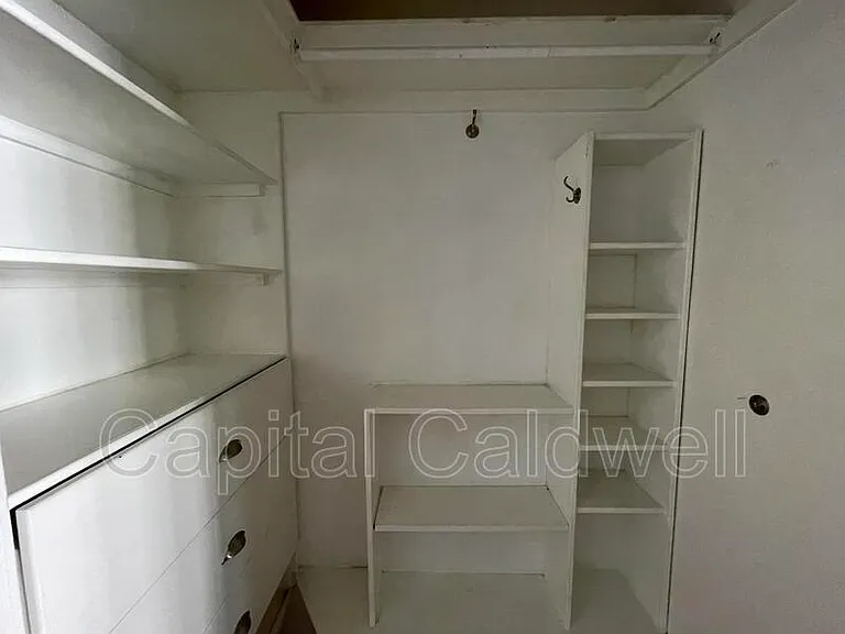 12813 Starling Dr — Photo 33