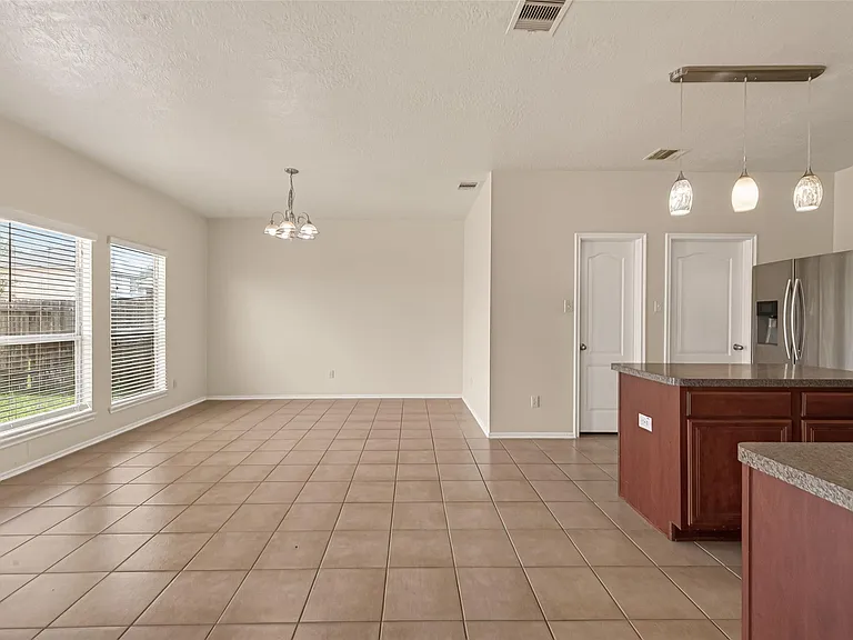 18518 Bare Meadow Ln — Photo 9