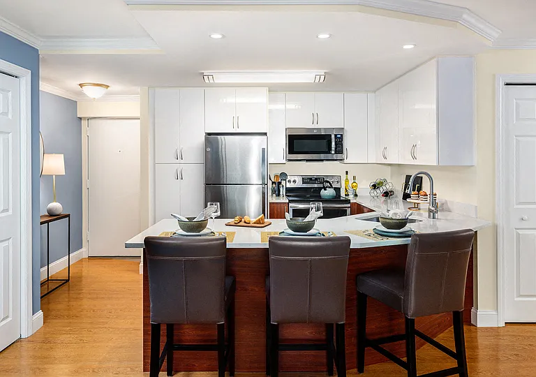Water View Terrace Apartments - Arlington Style Kitchen