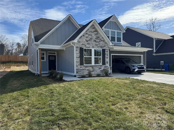 80 N Christie Ct, Fletcher, NC 28732