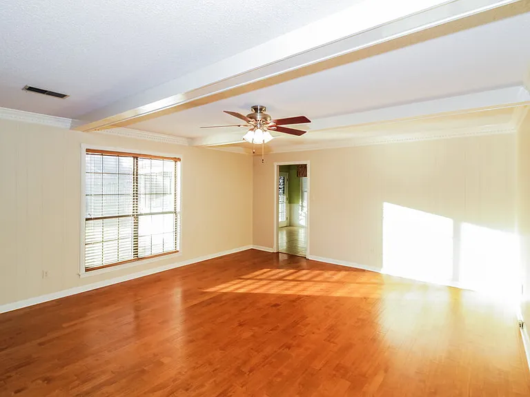 3467 Josee Ln — Photo 9