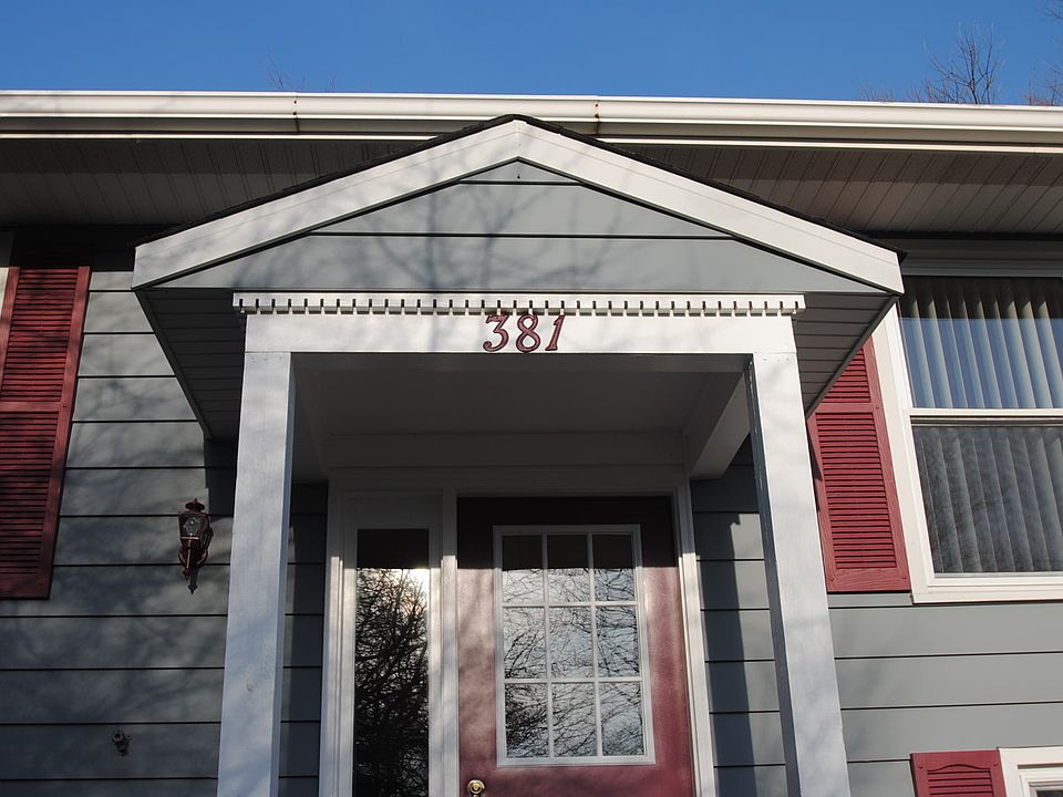1st image of 381 Birchwood Dr