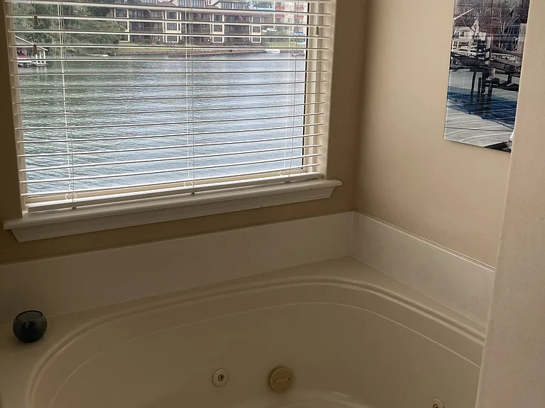 188 Villa Point #1-F — Photo 15