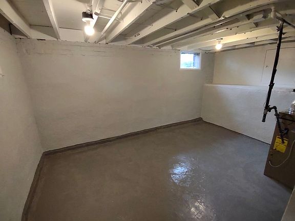 5th image of 904 N Inca St