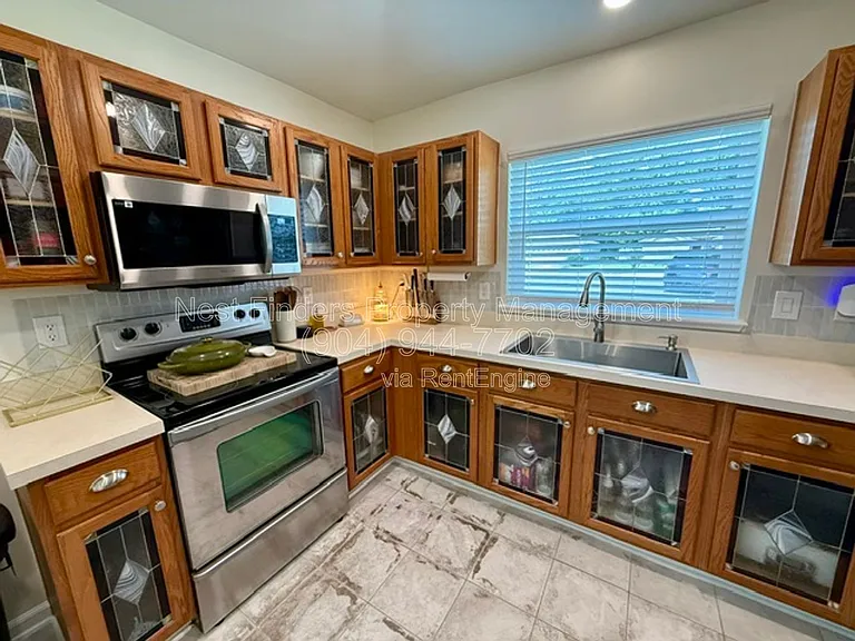 349 Melissa Ray Dr — Photo 5