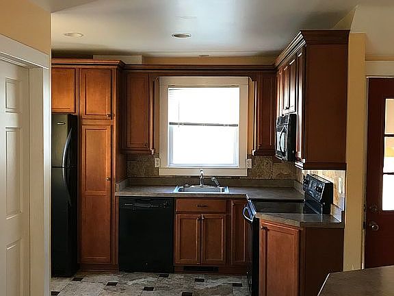 5th image of 107 Grant Ct
