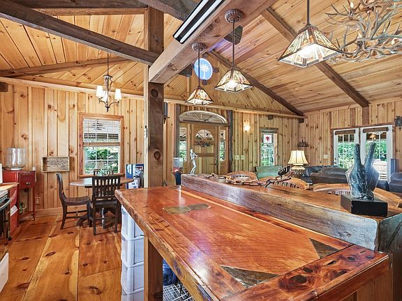 4th image of 130 Cannon Ln