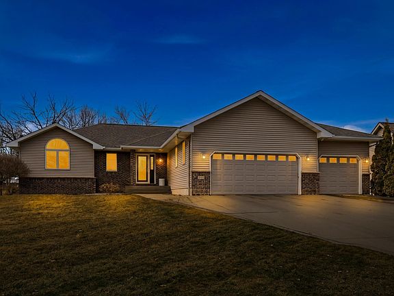 4th image of 1710 16th St SW