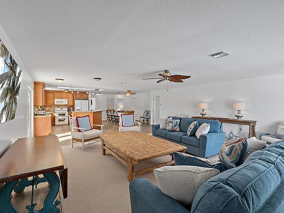 5th image of 10275 SW Green Ridge Ln