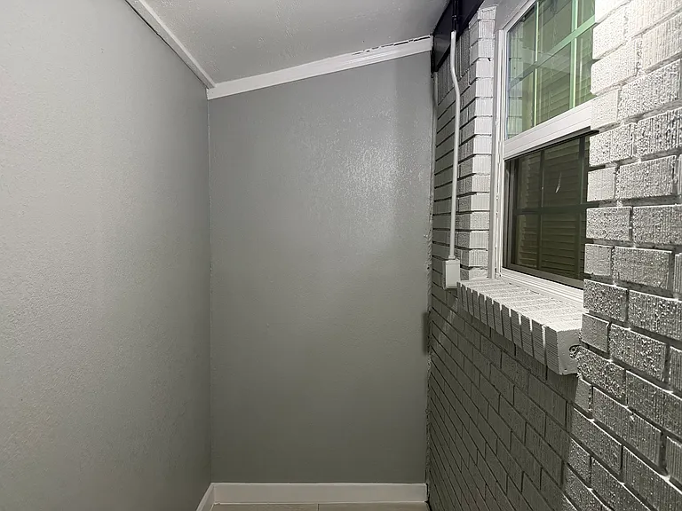 2506 Normont Cir — Photo 16