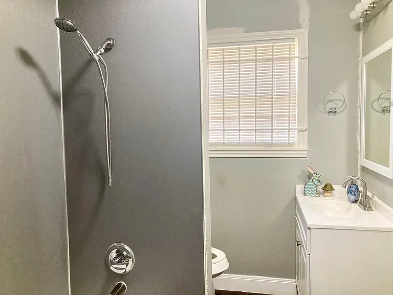 5015 Yellowstone Blvd — Photo 8
