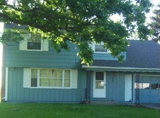 11909 Wren St NW, Coon Rapids, MN 55433