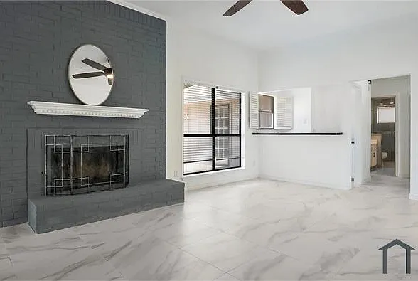 1629 Glencairn Ln — Photo 12