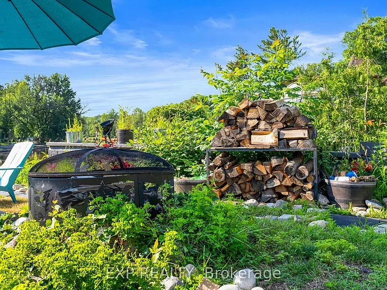 27 Sunnidale Rd S — Photo 25
