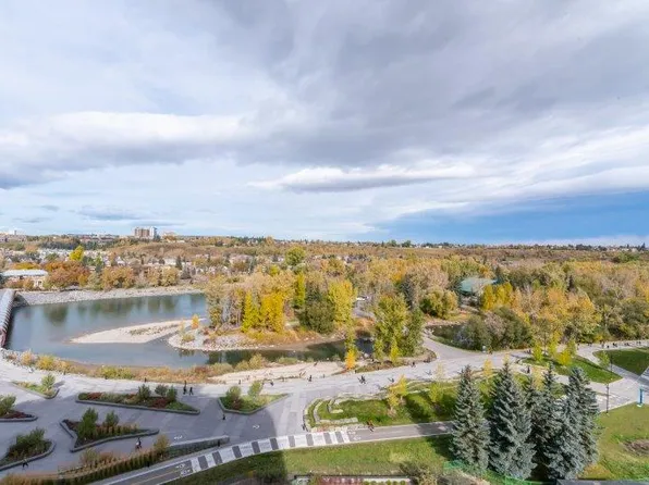 738 S 1st Ave SW #1106, Calgary, AB T2P 5G8