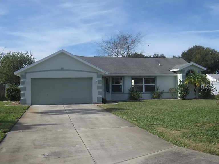 38 Parkview Ln — Photo 1