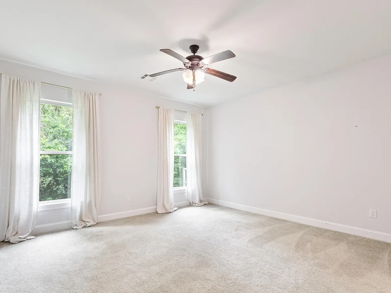 3 bed, 1741 sqft, $2,000 — Photo 4