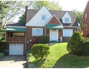 1660 Kelton Ave photo 1