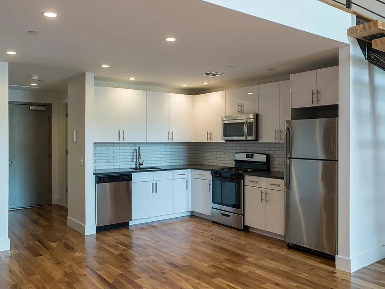 The Lofts at Beacon — Photo 18