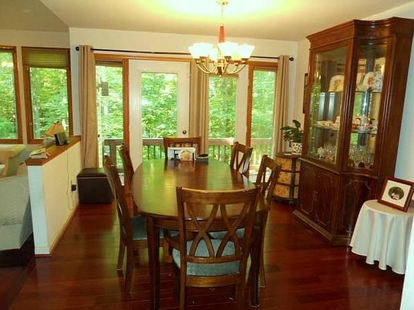 Formal Dinning room