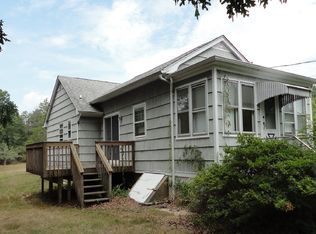 438 Weeks Ave, Manorville, NY 11949