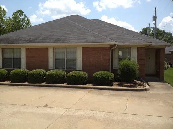 2823 College Ave #2, Conway, AR 72034