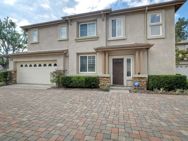 2947 W Canyon Ave W — Photo 3