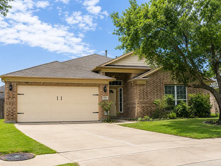 13903 Bellows Gate Ct — Photo 1