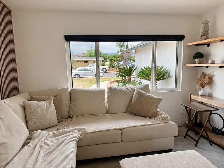 524 E Navilla Pl — Photo 4