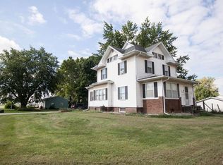409 W 3rd Ave, Woodhull, IL
