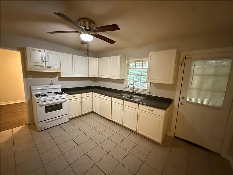 3009 Dodd Dr — Photo 11