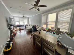 4823 W Patterson Ave SUITE 2, Chicago, IL 60641