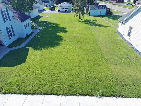 2nd image of 316 Ellis St