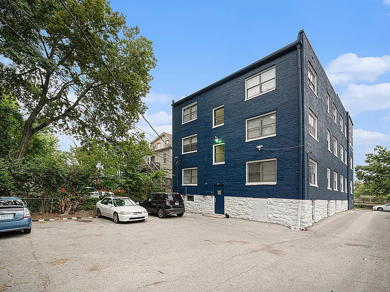 4042 Harrison St — Photo 12