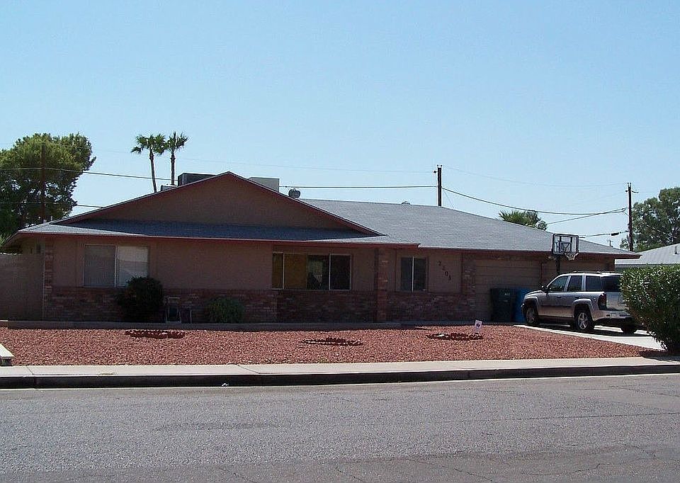 1st image of 2209 W Morningside Dr