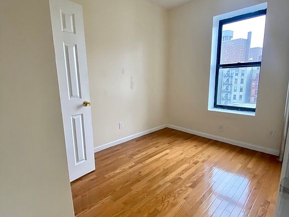 5th image of 219 W 145th St APT 28