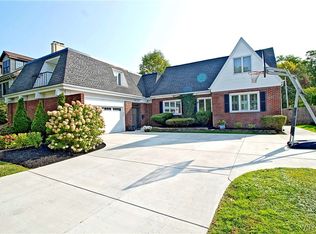 11 New Amsterdam Ave, Buffalo, NY 14216