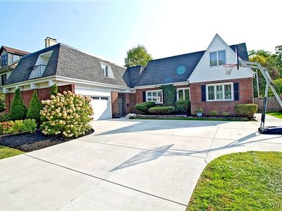 11 New Amsterdam Ave, Buffalo, NY, 14216