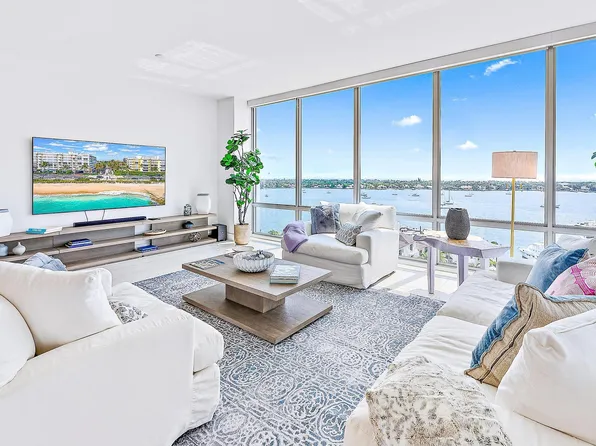 3 Water Club Way #1002, North Palm Beach, FL 33408