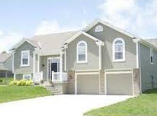 1407 Bridget Blvd, Pleasant Hill, MO 64080