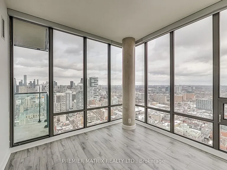 33 Lombard St #3804 — Photo 25