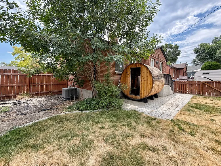 7620 S Jefferson St — Photo 13