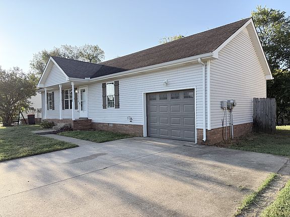 3rd image of 3244 S Senseney Cir
