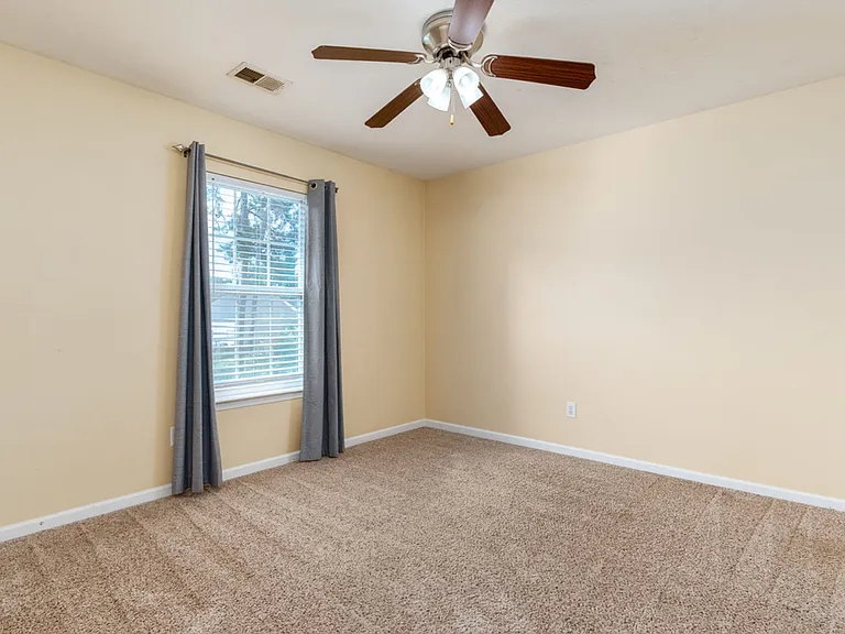 262 Whitton Ln — Photo 19