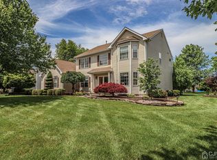 56 Ruppert Dr, Somerset, NJ 08873