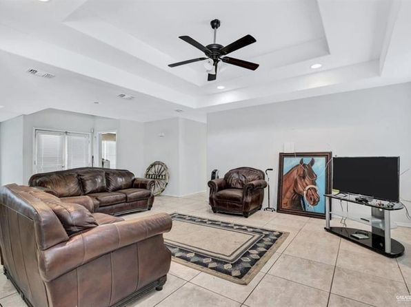 402 Mockingbird Ln, La Villa, TX 78562